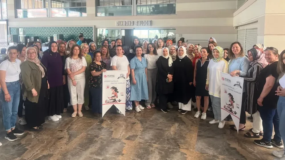 Girişimci kadınlar eğitimi beş yıldızlı ustalardan aldı