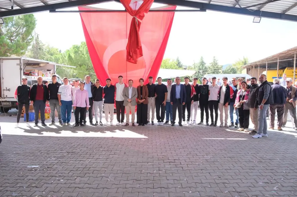 Dedebağı’nda Asker Uğurlama Coşkusu: “Gözlerindeki Vatan Sevgisi Gurur Verdi”