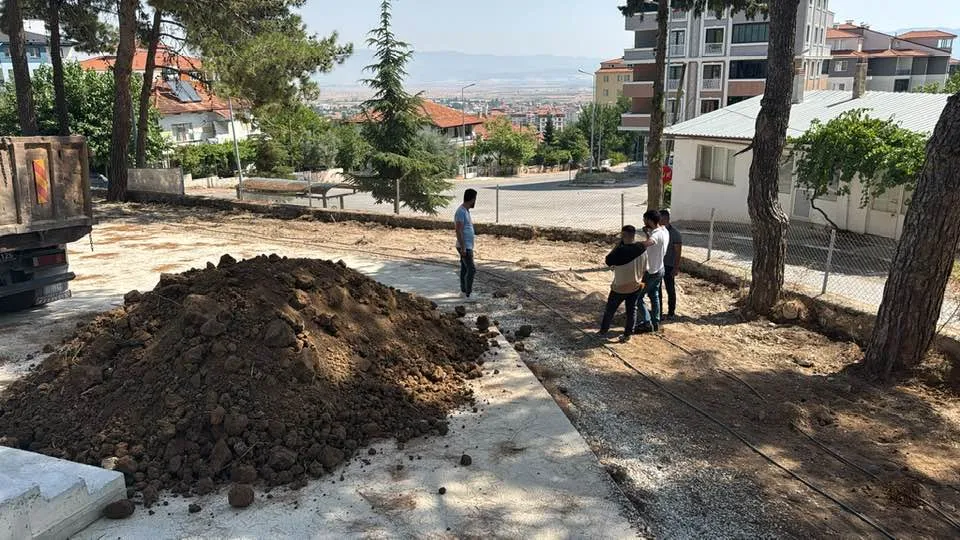 ACIPAYAM TOBB ANAOKULU’NDA  BAHÇE DÜZENLEMESİ BAŞLADI