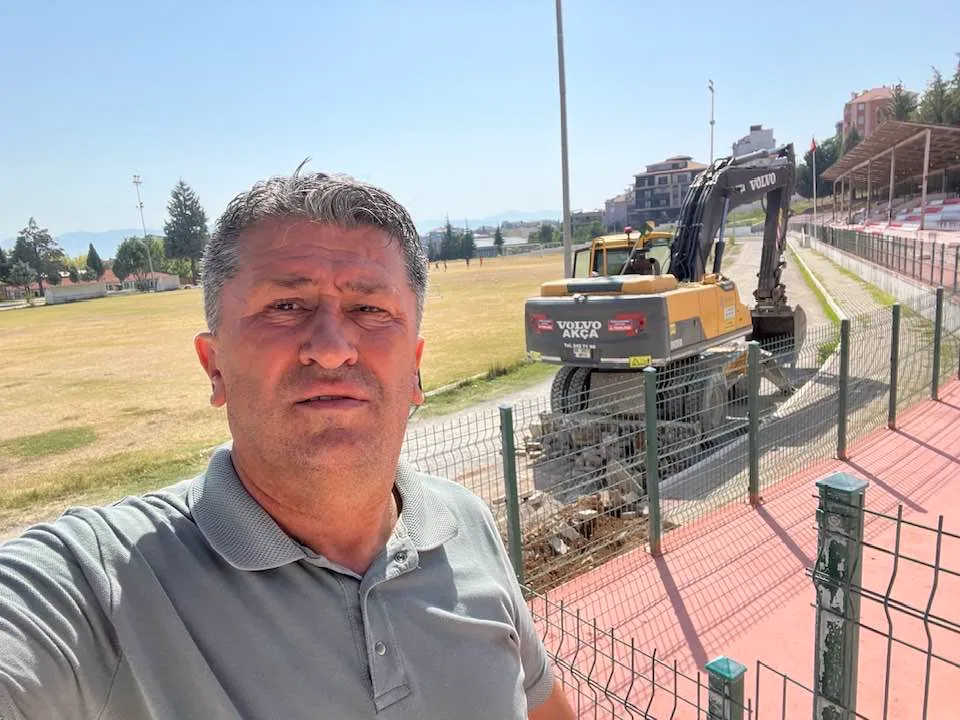 ACIPAYAM TİCARET ODASI  İLÇE STADYUMUNU YENİLİYOR
