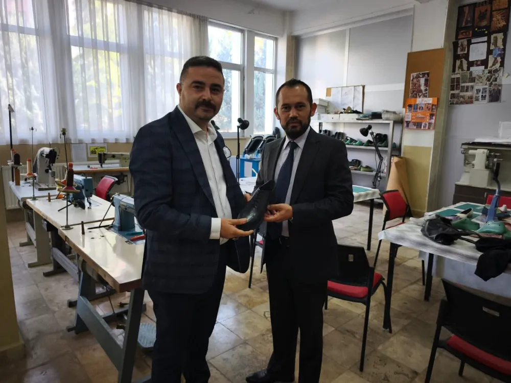 MHP Acıpayam İlçe Başkanı Ali Akgün, Meslek Yüksekokulu’nu Ziyaret Etti