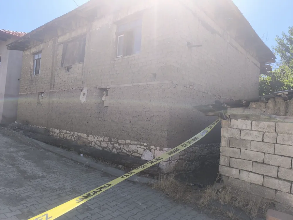 Acıpayam’da Şüpheli Ölüm: 93 Yaşındaki Kadın Darp Edilmiş Halde Bulundu