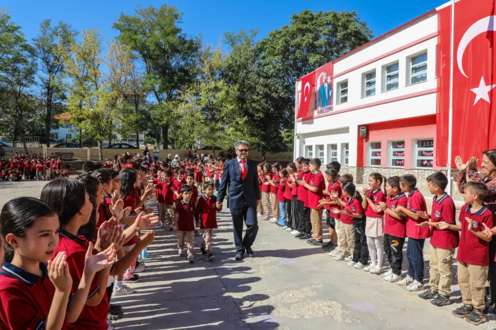 Acıpayam’da İlköğretim Haftası Coşkusu