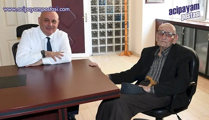 95
                    yaşındaki emektar şoför başkanı
                    ziyaret etti