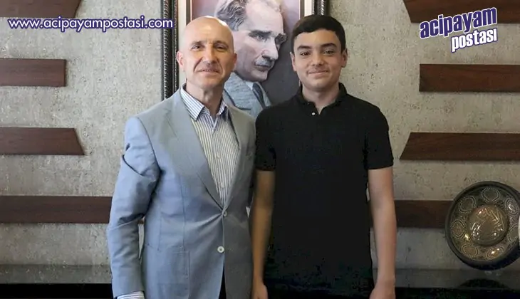 Başkan Özbaş, Türkiye’nin birincisini
                    ağırladı