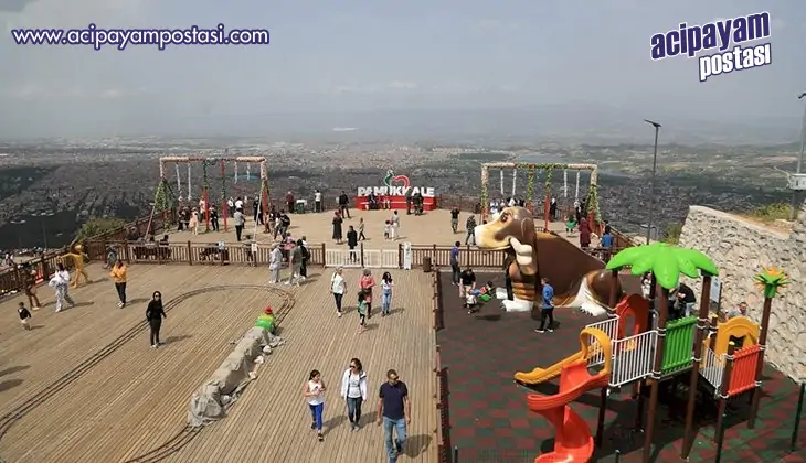 Bayramın odak
                    noktası Pamukkale oldu