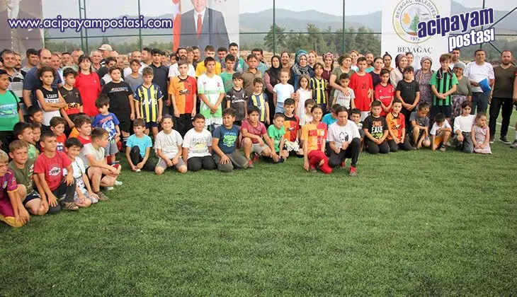 BEYAĞAÇ
                    BELEDİYESPOR ÖZE DÖNDÜ