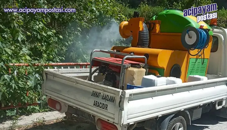 Buldan Belediyesi haşerelerle mücadelesi
                    sürüyor