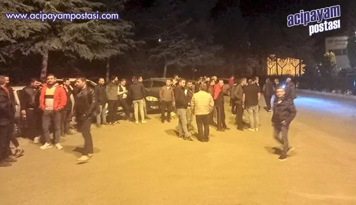 Cam fabrikası işçileri düşük zamma tepki
                    için iş bıraktı