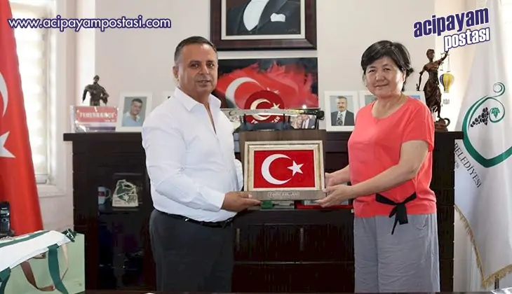 Çinli arkeoloji ve müze bölümü
                    öğrencileri Çal’ın altını üstüne getirdi