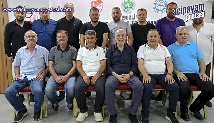 Denizli ASKF’de
                    görevler paylaşıldı