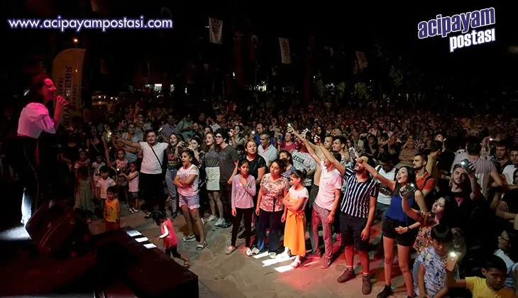 Denizli halkı
                    konsere doyacak