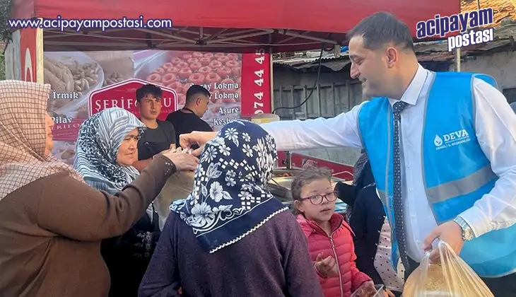 DEVA PARTİSİ DENİZLİ İL TEŞKİLATI KAPI
                    KAPI GEZEREK PİDE DAĞITTI!