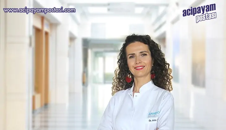 “Diş
                    beyazlatmak için uzmanlara
                    gidin”