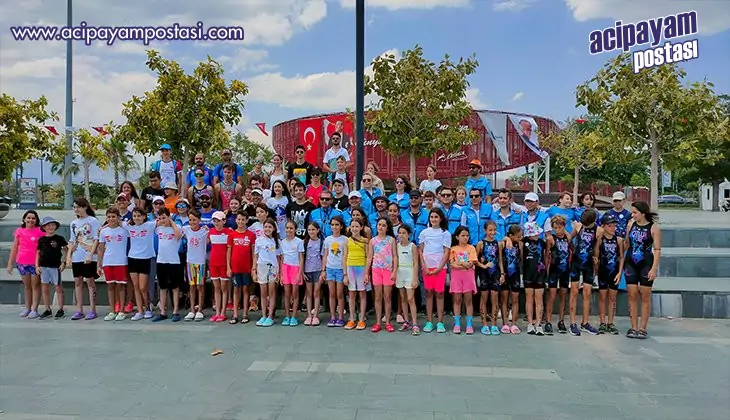 Genç
                    sporcular hem yarıştı hem
                    eğlendi