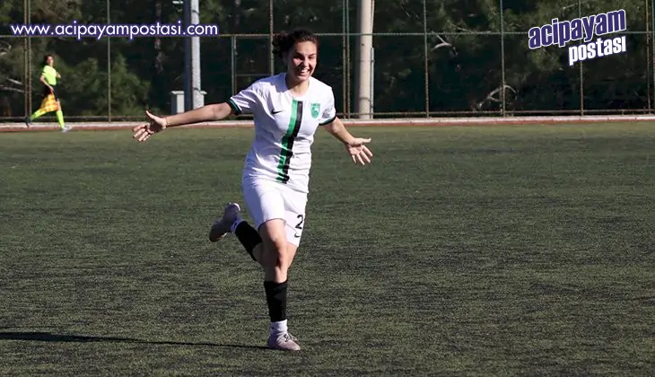 Horozkentspor ilk
                    maçta galip