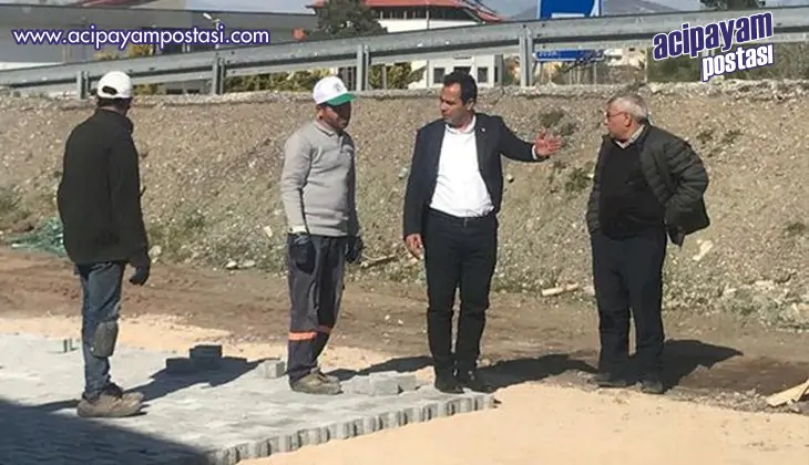 Kale’de kilit parke taşı çalışmaları
                    devam ediyor