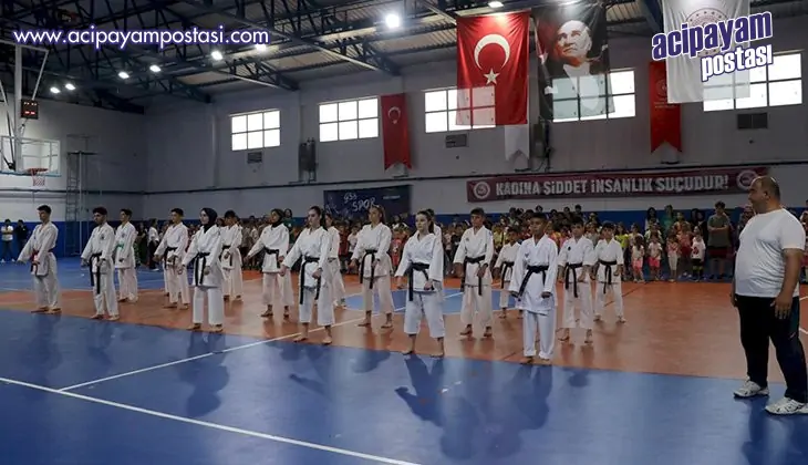 Sarayköy’de
                    2 bin 300 genç spor
                    yapacak