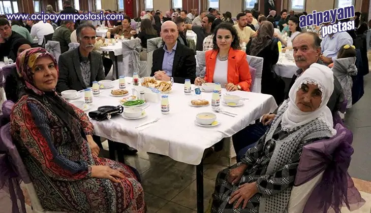 Sarayköy’de gelenek
                    değişmedi