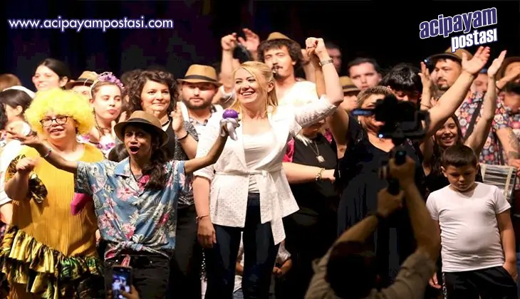 YILSONU ETKİNLİĞİNDE CUMHURİYETİN 100
                    YILI ANLATILACAK